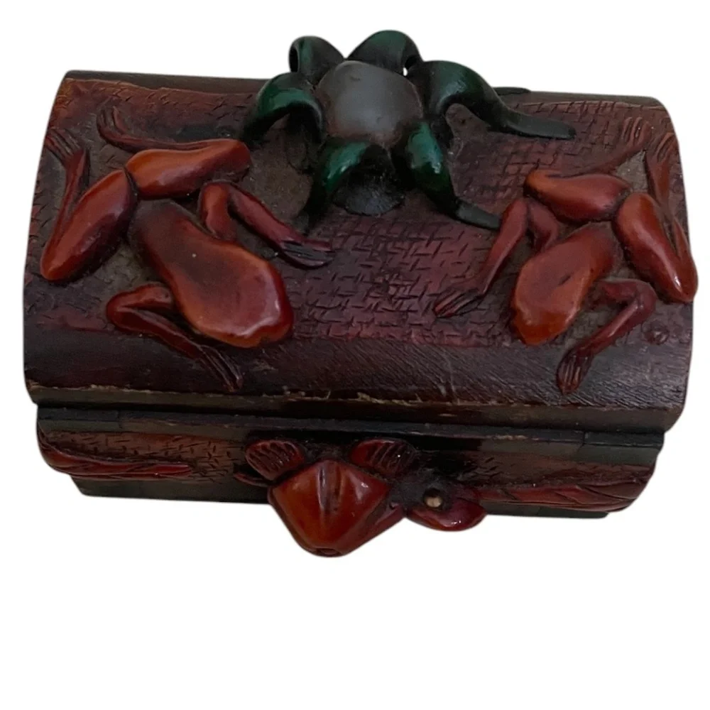 Handmade Decorated Bejeweled Sculpted Frog Trinket Wooden Box‎